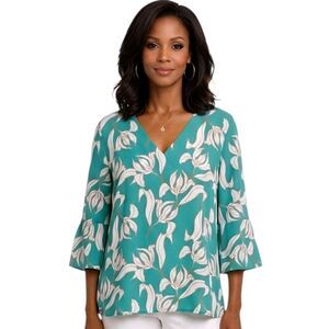 41 Hawthorn Green & White Floral V-neck 3/4 Sleeve Blouse Size L NWOT